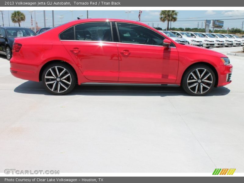 Tornado Red / Titan Black 2013 Volkswagen Jetta GLI Autobahn