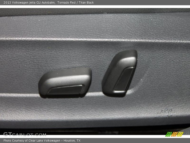 Tornado Red / Titan Black 2013 Volkswagen Jetta GLI Autobahn