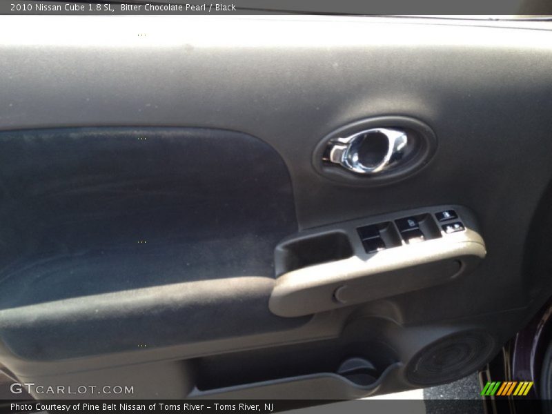 Bitter Chocolate Pearl / Black 2010 Nissan Cube 1.8 SL