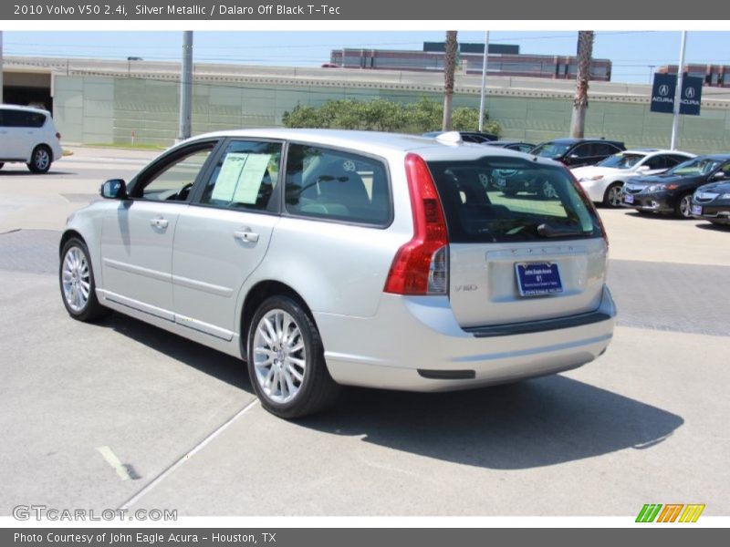 Silver Metallic / Dalaro Off Black T-Tec 2010 Volvo V50 2.4i