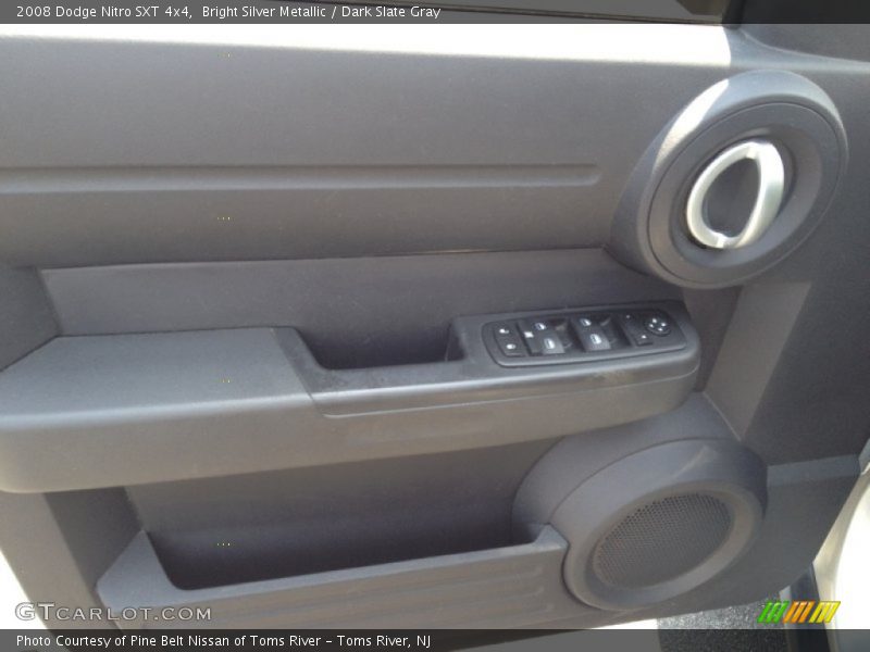 Bright Silver Metallic / Dark Slate Gray 2008 Dodge Nitro SXT 4x4
