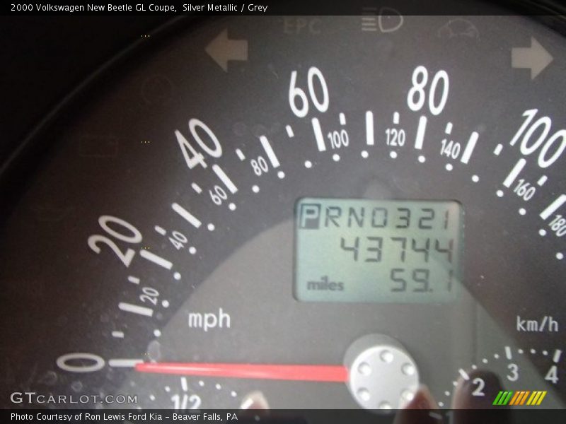 Silver Metallic / Grey 2000 Volkswagen New Beetle GL Coupe