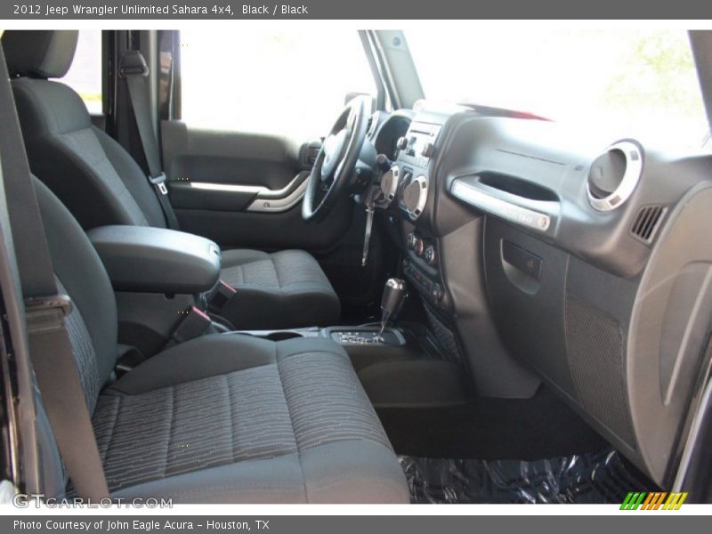 Black / Black 2012 Jeep Wrangler Unlimited Sahara 4x4
