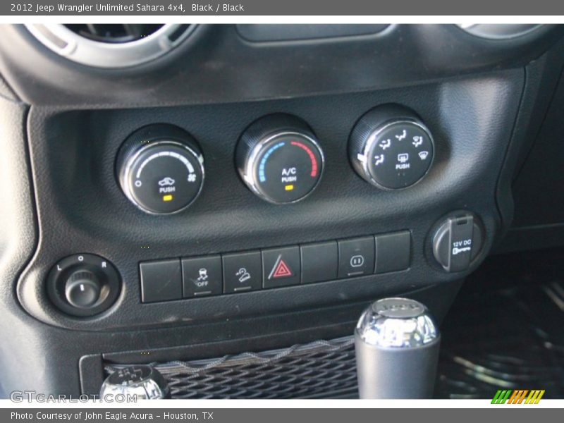 Black / Black 2012 Jeep Wrangler Unlimited Sahara 4x4