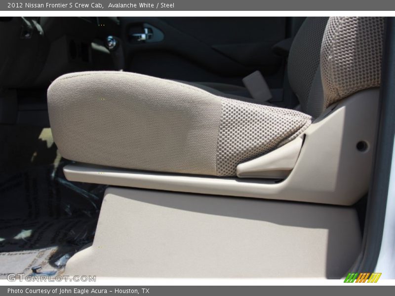 Avalanche White / Steel 2012 Nissan Frontier S Crew Cab