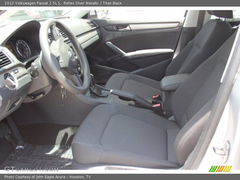 Reflex Silver Metallic / Titan Black 2013 Volkswagen Passat 2.5L S