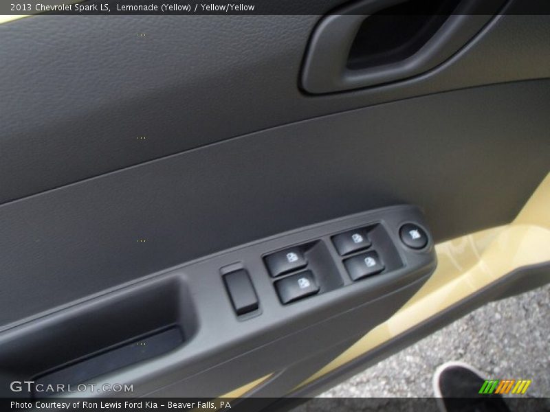 Lemonade (Yellow) / Yellow/Yellow 2013 Chevrolet Spark LS