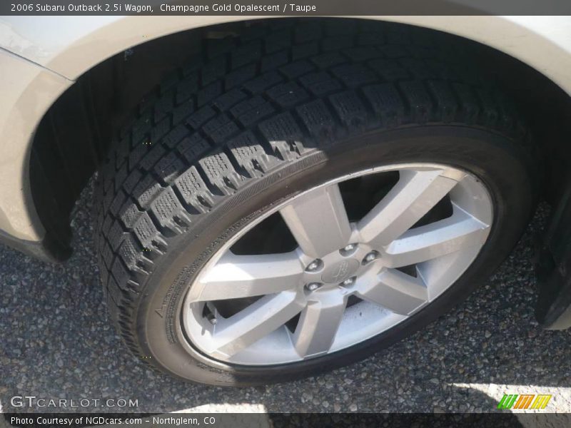Champagne Gold Opalescent / Taupe 2006 Subaru Outback 2.5i Wagon