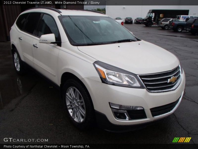 White Diamond Tricoat / Ebony 2013 Chevrolet Traverse LT AWD