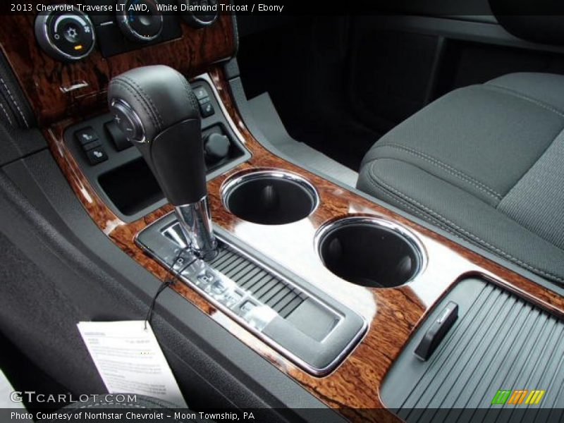White Diamond Tricoat / Ebony 2013 Chevrolet Traverse LT AWD