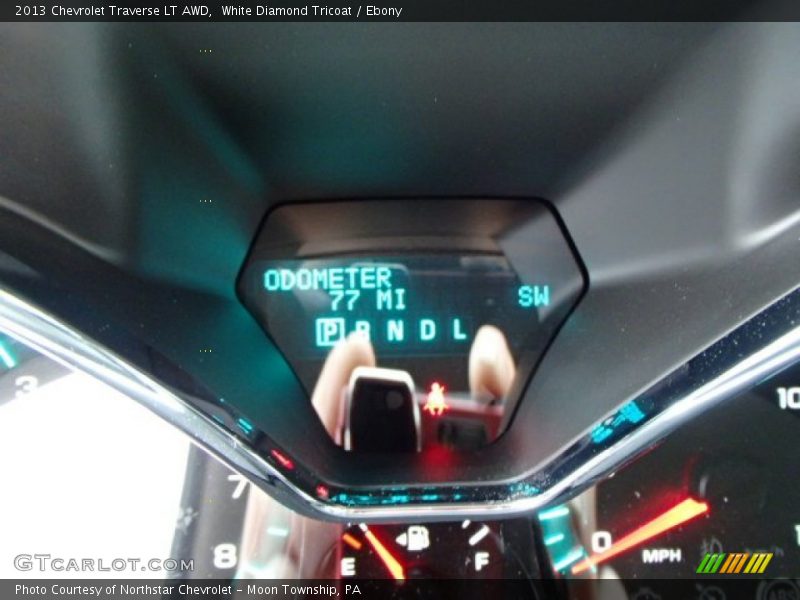 White Diamond Tricoat / Ebony 2013 Chevrolet Traverse LT AWD