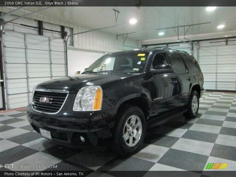 Onyx Black / Ebony 2009 GMC Yukon SLE