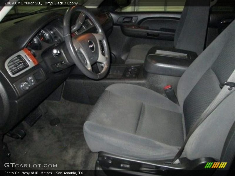 Onyx Black / Ebony 2009 GMC Yukon SLE