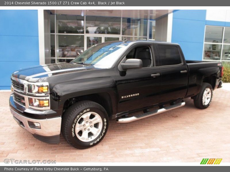 Front 3/4 View of 2014 Silverado 1500 LT Z71 Crew Cab 4x4