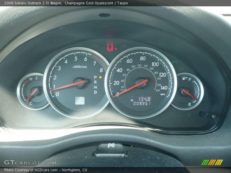 Champagne Gold Opalescent / Taupe 2006 Subaru Outback 2.5i Wagon