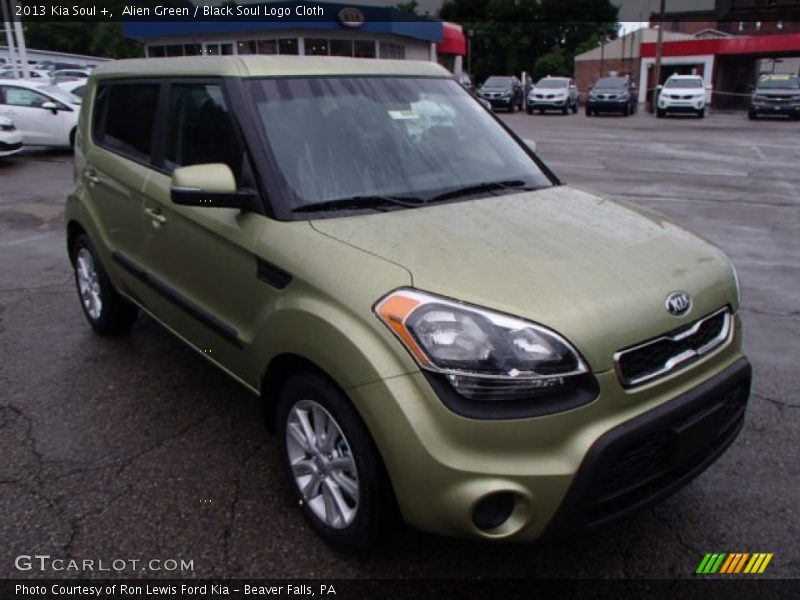 Alien Green / Black Soul Logo Cloth 2013 Kia Soul +