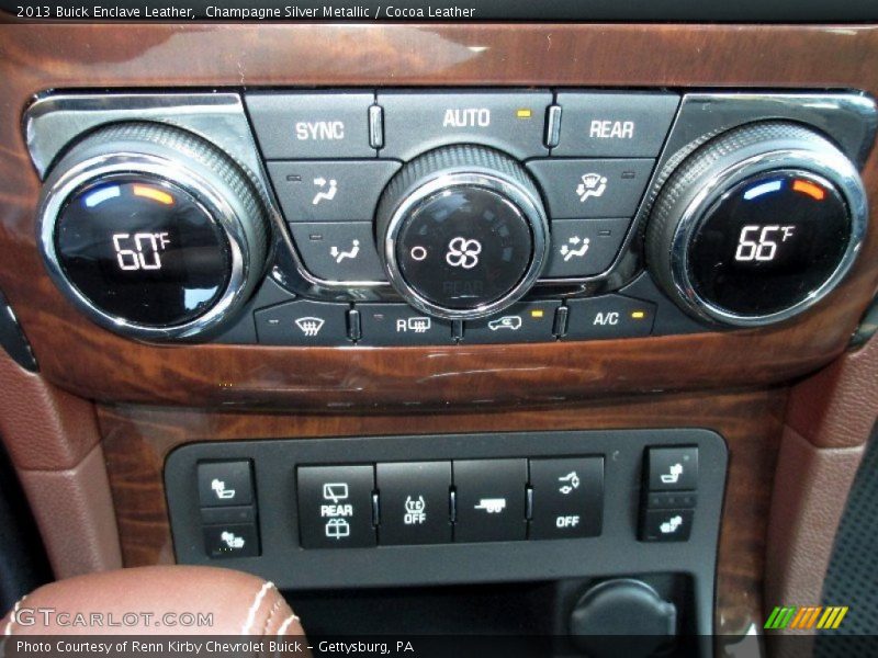 Champagne Silver Metallic / Cocoa Leather 2013 Buick Enclave Leather