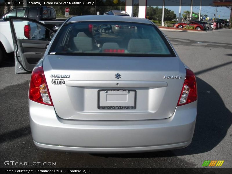 Titanium Silver Metallic / Grey 2008 Suzuki Forenza