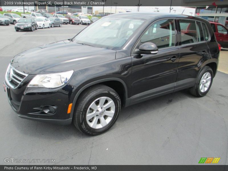 Deep Black Metallic / Charcoal 2009 Volkswagen Tiguan SE