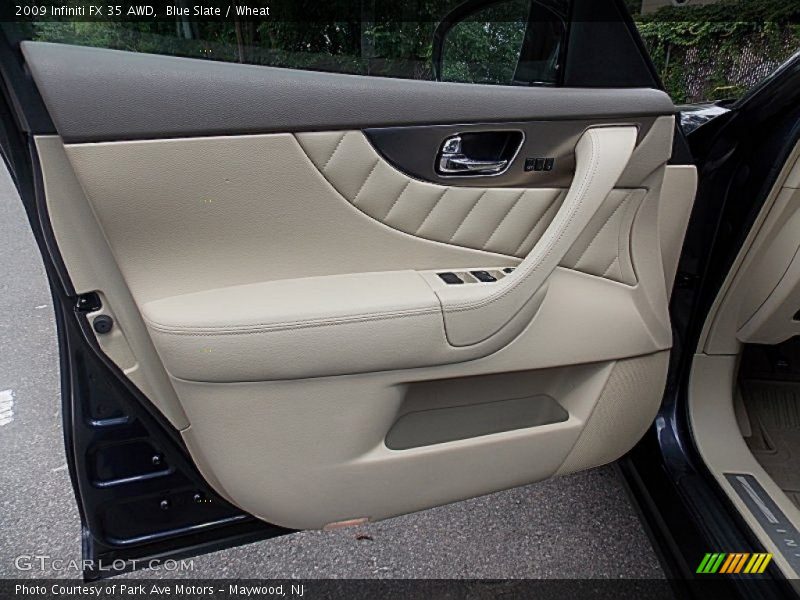 Door Panel of 2009 FX 35 AWD