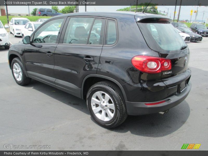 Deep Black Metallic / Charcoal 2009 Volkswagen Tiguan SE