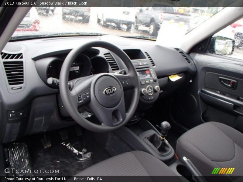 Shadow Black / Black Cloth 2013 Kia Soul 1.6