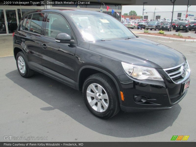 Deep Black Metallic / Charcoal 2009 Volkswagen Tiguan SE