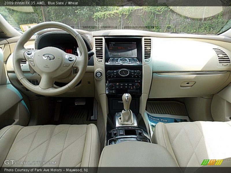 Dashboard of 2009 FX 35 AWD
