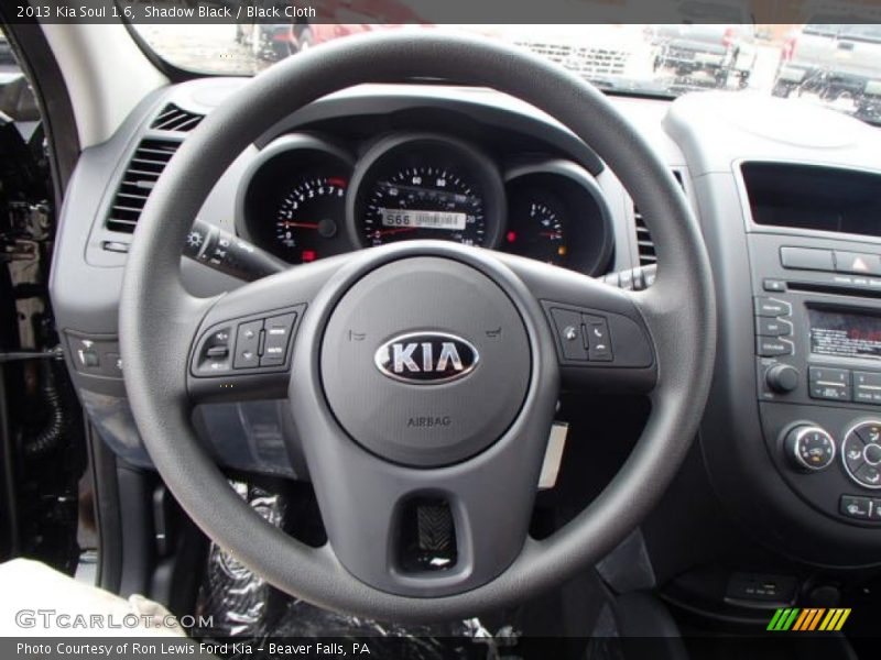 Shadow Black / Black Cloth 2013 Kia Soul 1.6