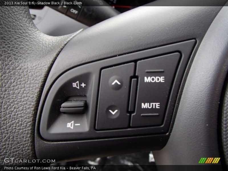 Shadow Black / Black Cloth 2013 Kia Soul 1.6