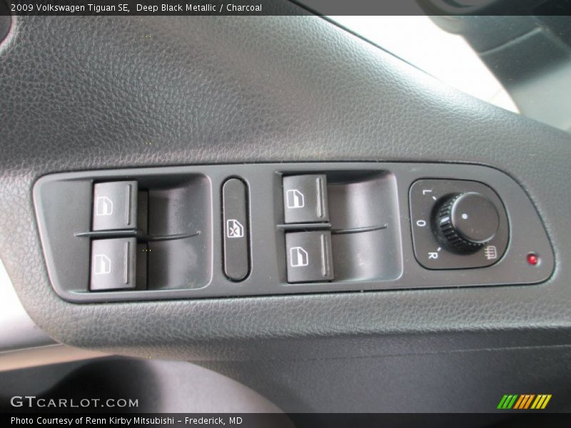 Deep Black Metallic / Charcoal 2009 Volkswagen Tiguan SE