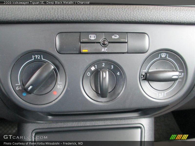 Deep Black Metallic / Charcoal 2009 Volkswagen Tiguan SE