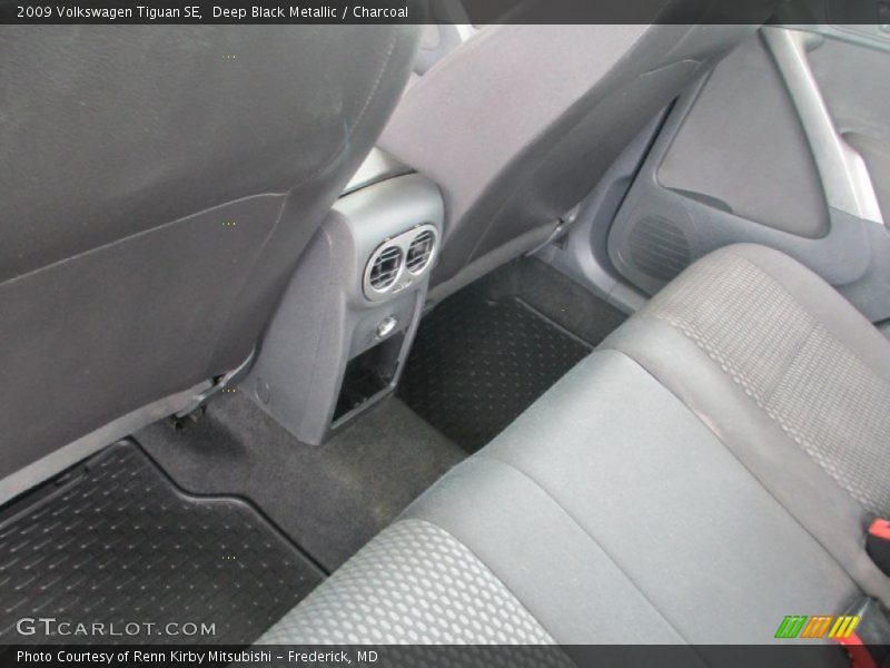 Deep Black Metallic / Charcoal 2009 Volkswagen Tiguan SE