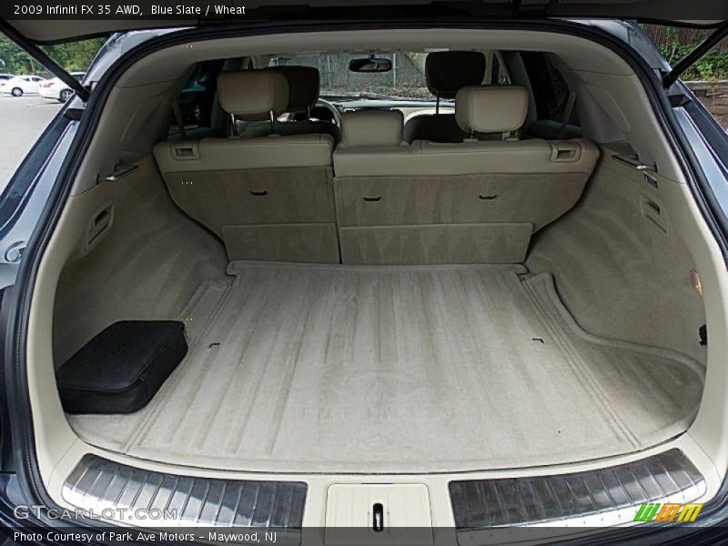  2009 FX 35 AWD Trunk