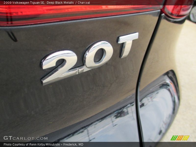 Deep Black Metallic / Charcoal 2009 Volkswagen Tiguan SE