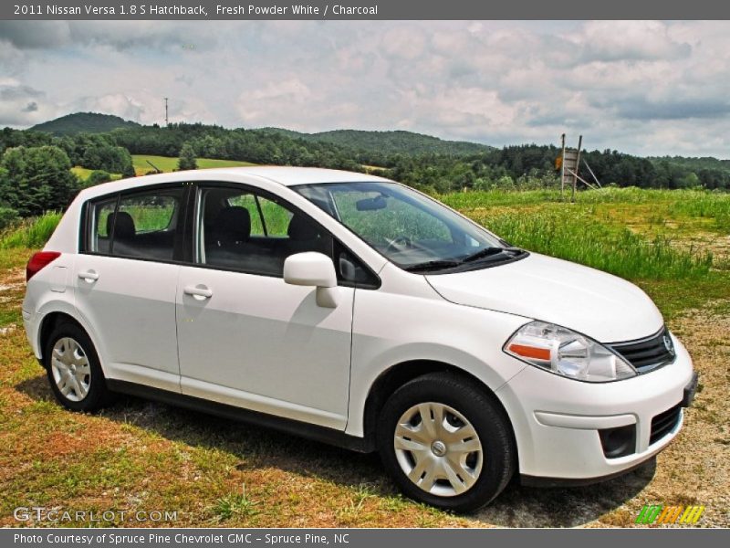  2011 Versa 1.8 S Hatchback Fresh Powder White