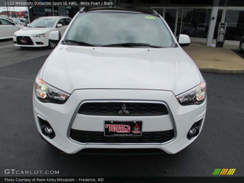 White Pearl / Black 2013 Mitsubishi Outlander Sport SE 4WD