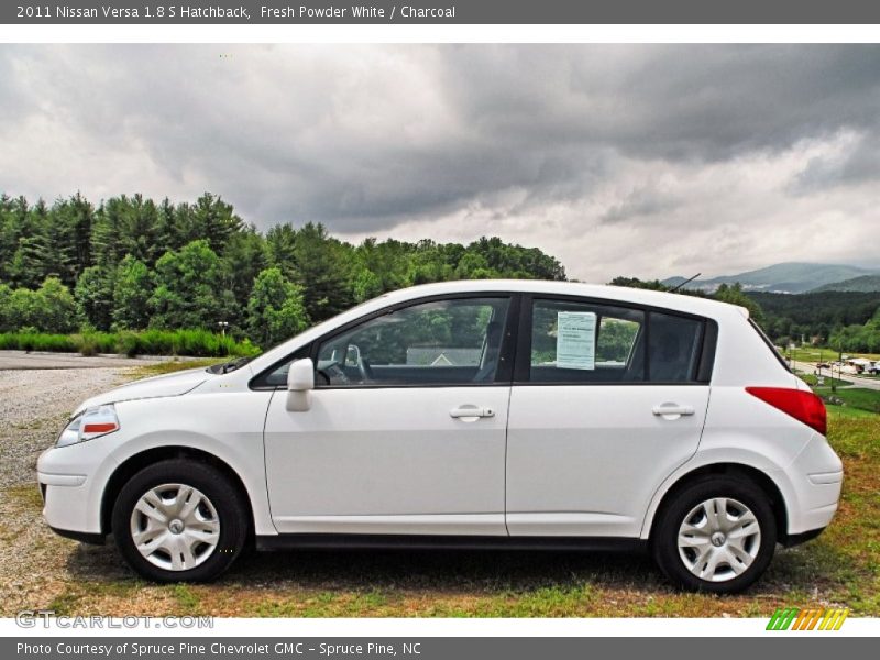  2011 Versa 1.8 S Hatchback Fresh Powder White