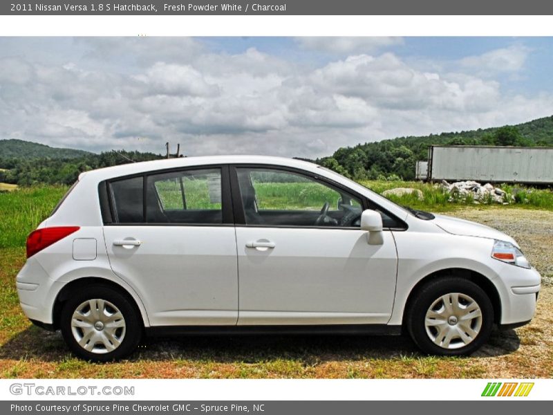  2011 Versa 1.8 S Hatchback Fresh Powder White
