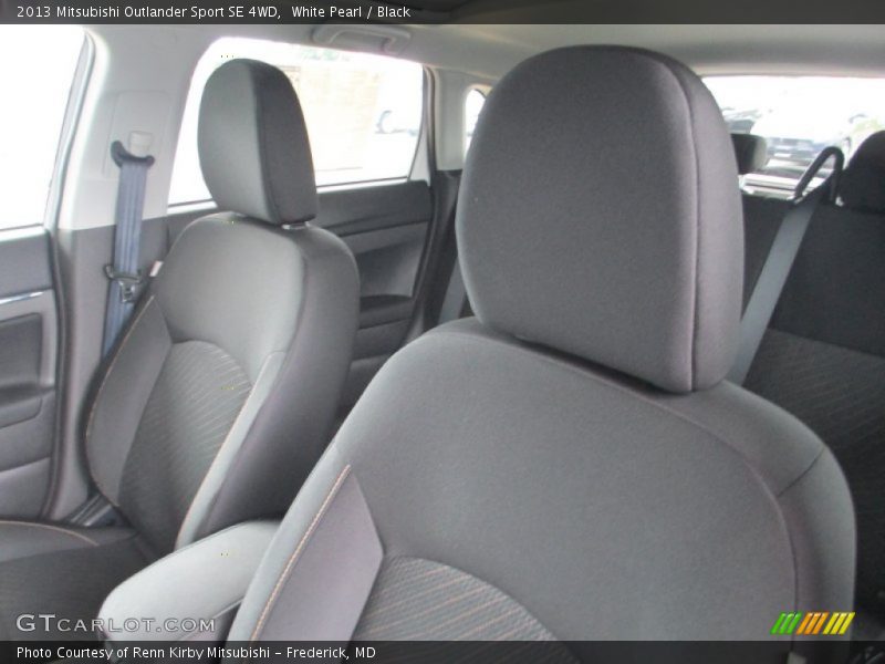 White Pearl / Black 2013 Mitsubishi Outlander Sport SE 4WD
