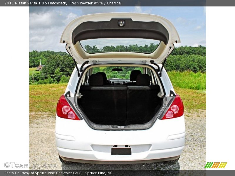 Fresh Powder White / Charcoal 2011 Nissan Versa 1.8 S Hatchback