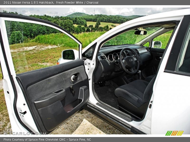  2011 Versa 1.8 S Hatchback Charcoal Interior