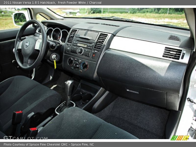 Dashboard of 2011 Versa 1.8 S Hatchback