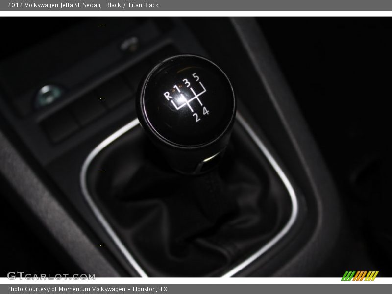 Black / Titan Black 2012 Volkswagen Jetta SE Sedan