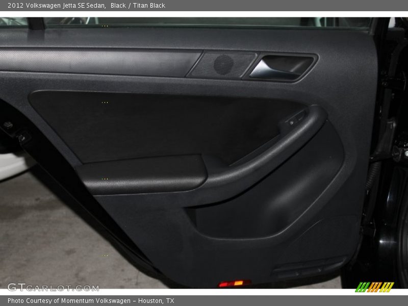 Black / Titan Black 2012 Volkswagen Jetta SE Sedan