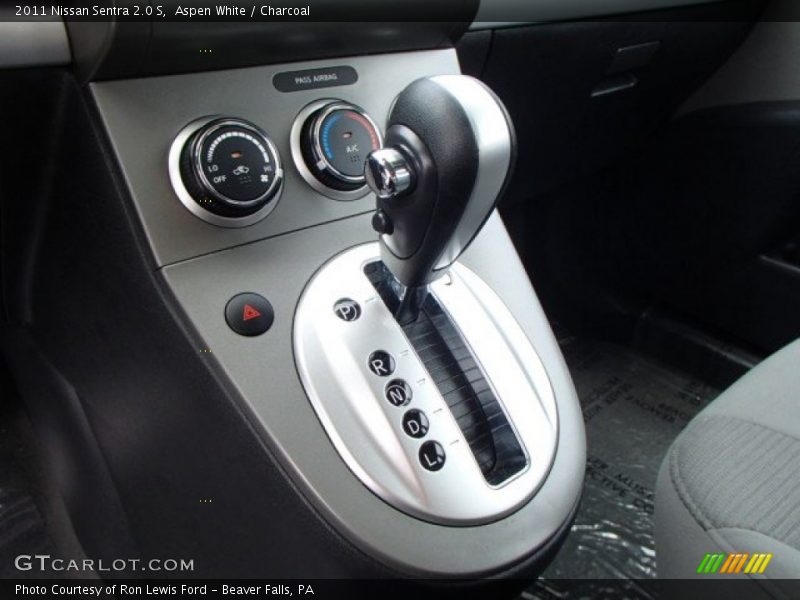 Aspen White / Charcoal 2011 Nissan Sentra 2.0 S