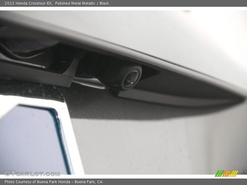 Polished Metal Metallic / Black 2013 Honda Crosstour EX