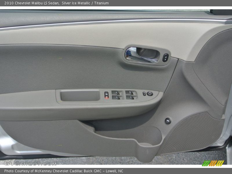 Door Panel of 2010 Malibu LS Sedan