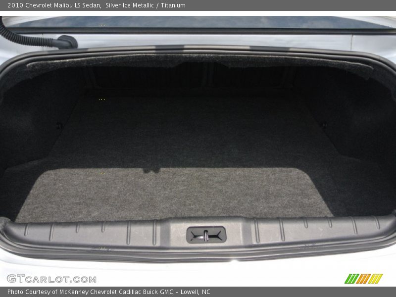 Silver Ice Metallic / Titanium 2010 Chevrolet Malibu LS Sedan