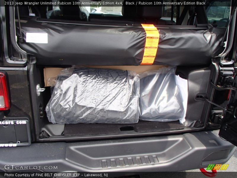 Black / Rubicon 10th Anniversary Edition Black 2013 Jeep Wrangler Unlimited Rubicon 10th Anniversary Edition 4x4